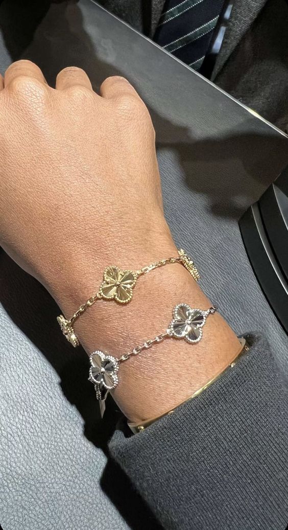 Trevo da Sorte — Conjunto Pulseiras Prata e Ouro